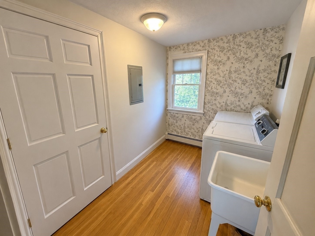 32 Webster Road Lexington, MA 02421 - Photo 17 of 22