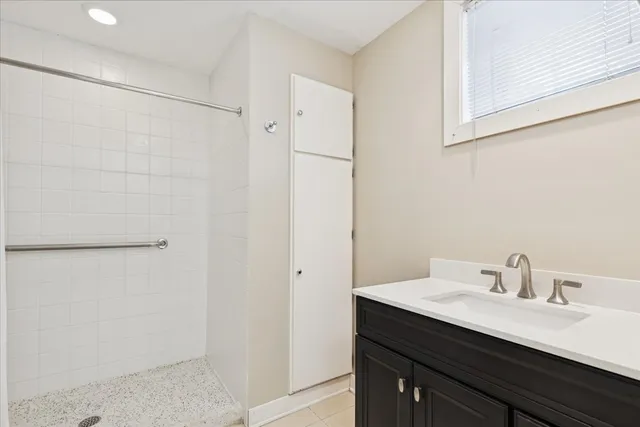 $3,995 | 3760 Gilgare Lane, Unit A, Highland Park, IL 60035