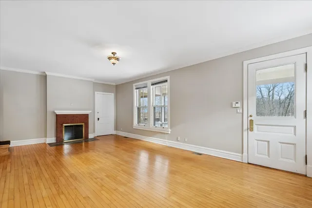 $3,995 | 3760 Gilgare Lane, Unit A, Highland Park, IL 60035