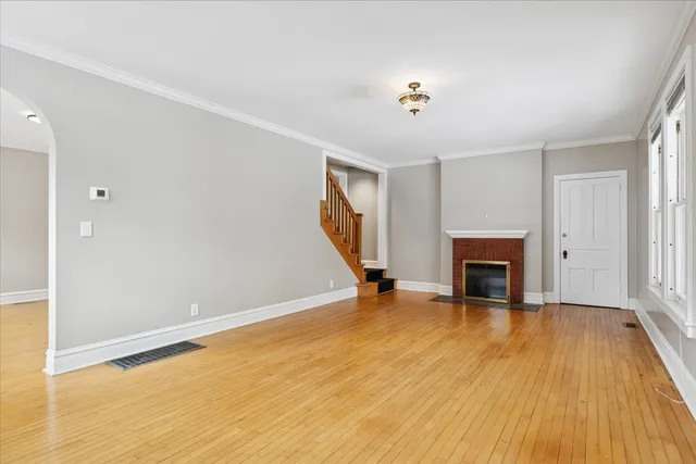 $3,995 | 3760 Gilgare Lane, Unit A, Highland Park, IL 60035