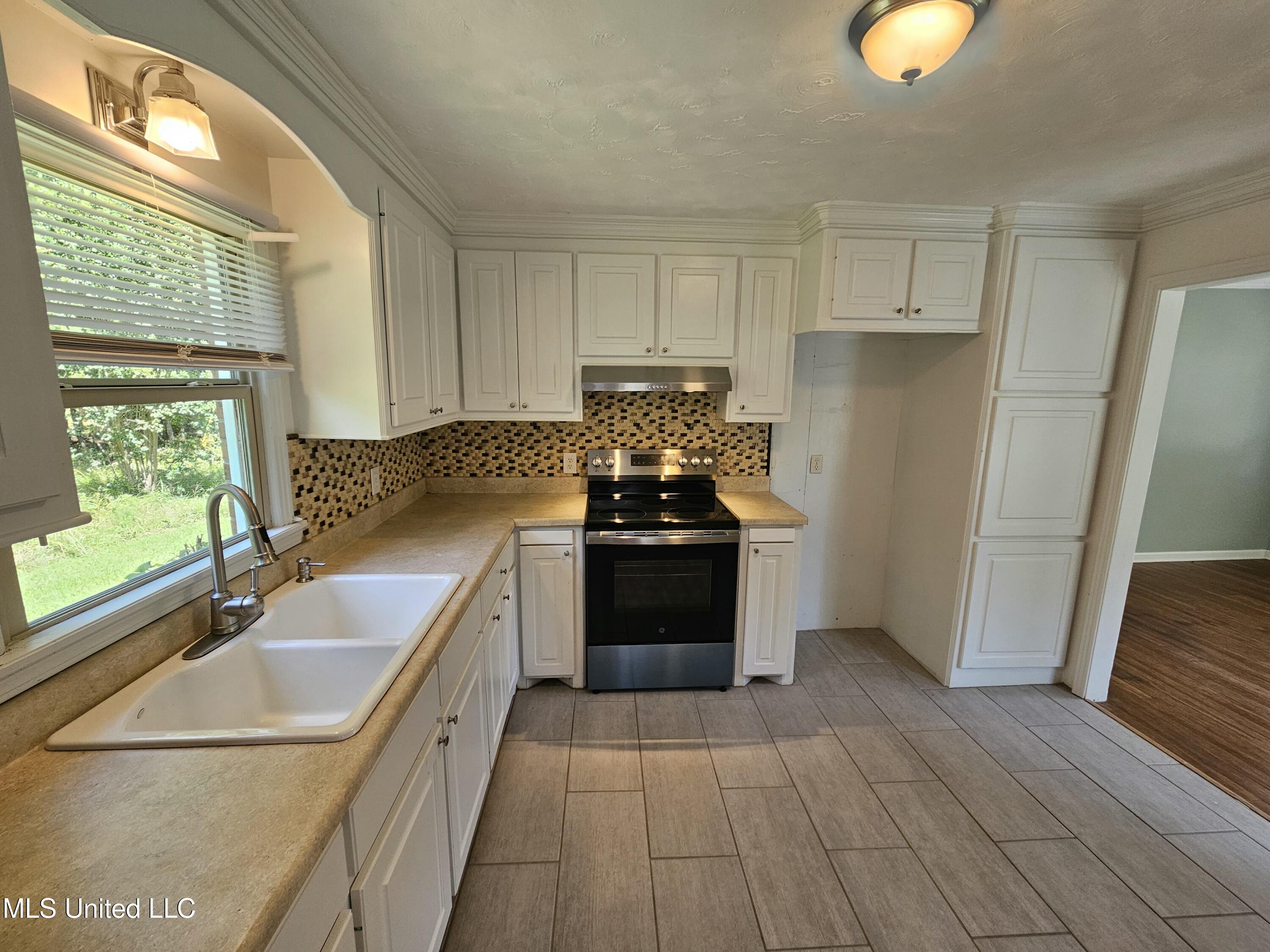 2445 Highway 16 Carthage, MS 39051 - Photo 6 of 14 20250908_132359