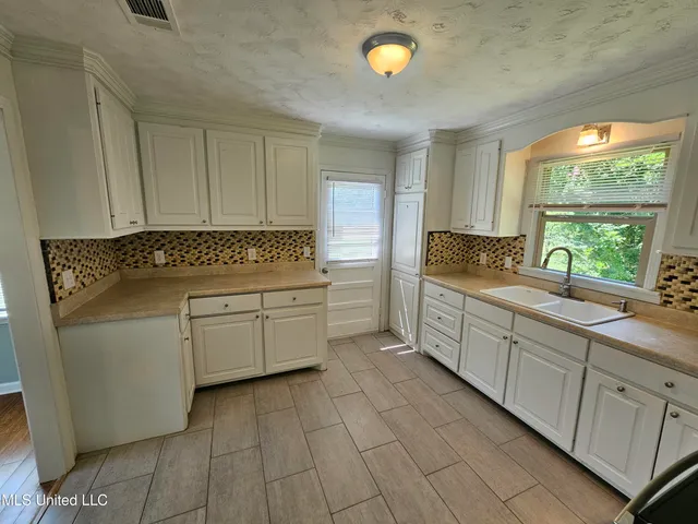 $99,900 | 2445 Highway 16, Carthage, MS 39051