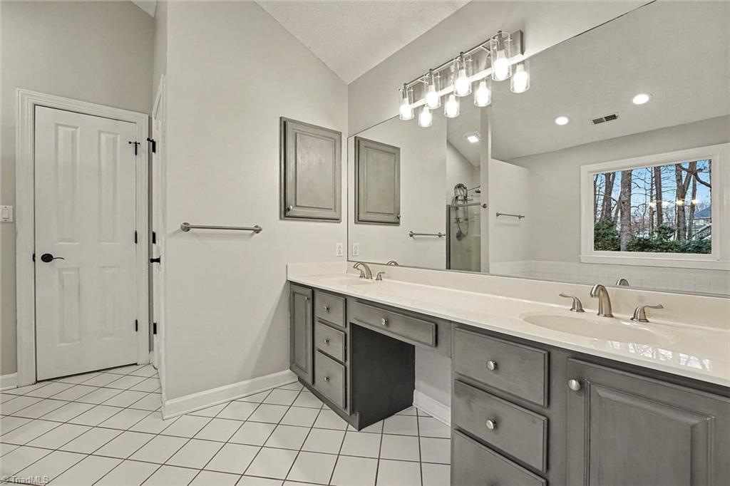 4413 Hunters Run Drive Clemmons, NC 27012 - Photo 31 of 47