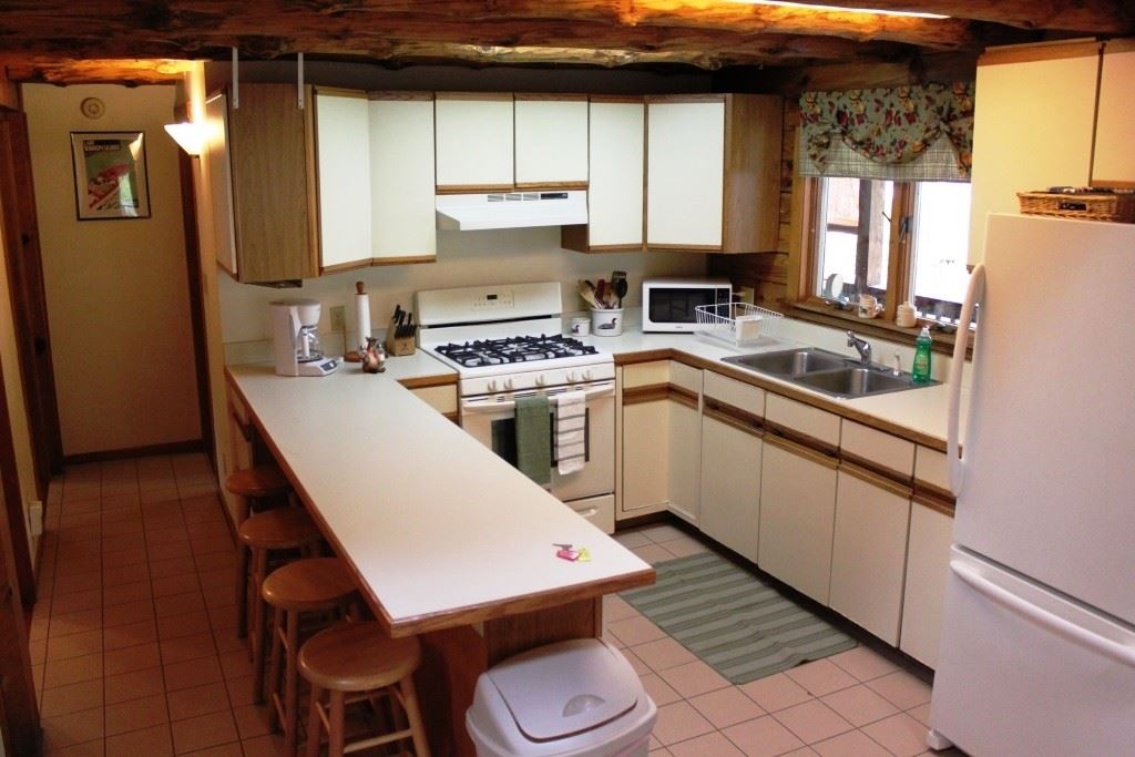 17 McKinley Road Laconia, NH 03246 - Photo 3 of 12 Gallery Image 3