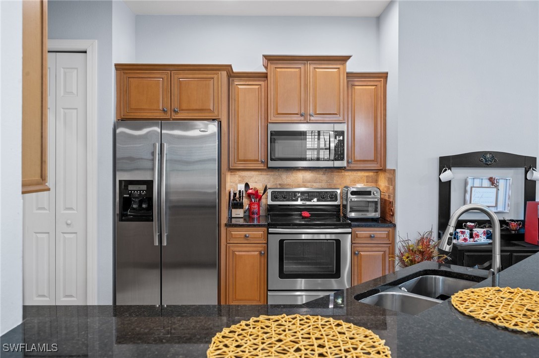 11265 Suffield Street Fort Myers, FL 33913 - Photo 13 of 47