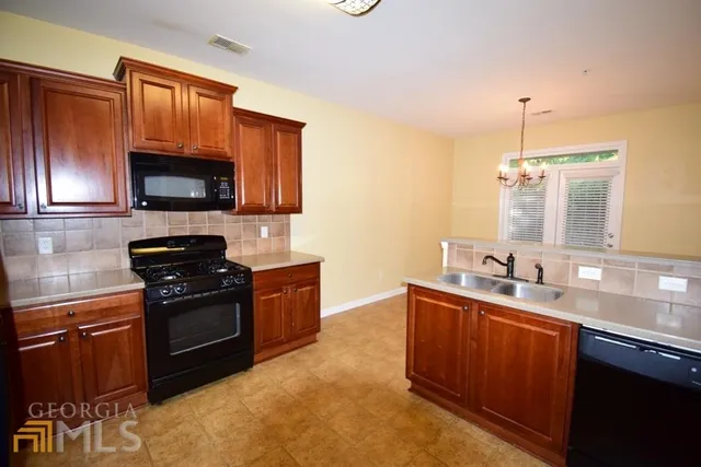 $2,000 | 59 Tahoe Drive, Newnan, GA 30263