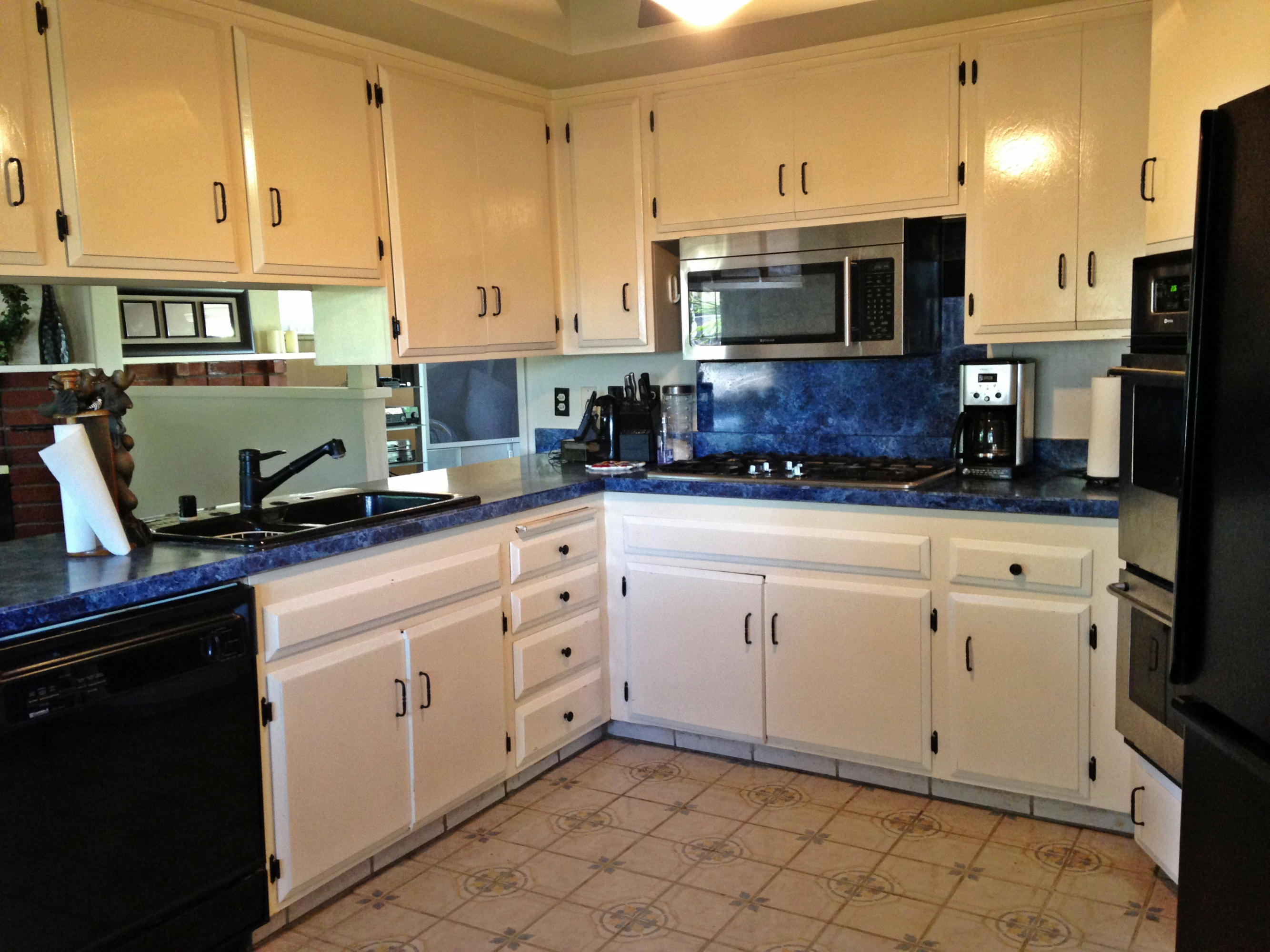925 Veronica Springs Road Santa Barbara, CA 93105 - Photo 6 of 9 Kitchen
