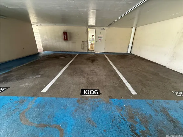 $2,000 | 2345 Ala Wai Boulevard, Unit 1006, Honolulu, HI 96815