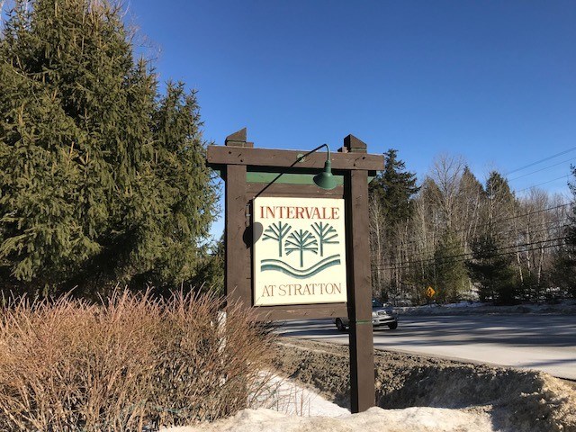 45 Hilltop Road, Unit 45 Winhall, VT 05340 - Photo 2 of 36