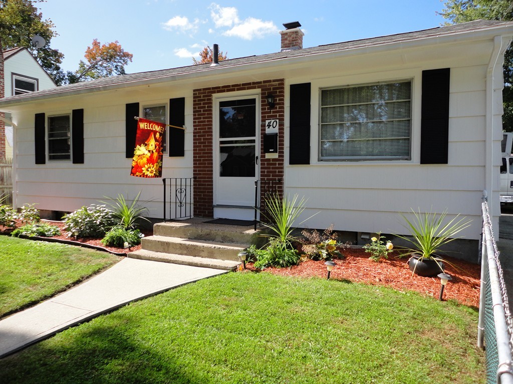 40 Georgetown Street Springfield, MA 01104 - Photo 1 of 30 Gallery Image 1
