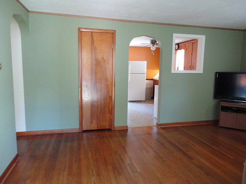 40 Georgetown Street Springfield, MA 01104 - Photo 12 of 30 Gallery Image 12