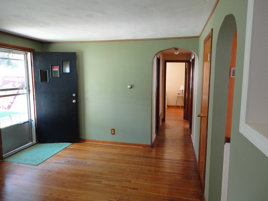 40 Georgetown Street Springfield, MA 01104 - Photo 13 of 30 Gallery Image 13