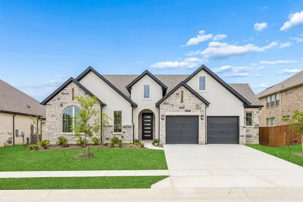 $614,900 | 1011 Emerald Trce Drive, Justin, TX 76247