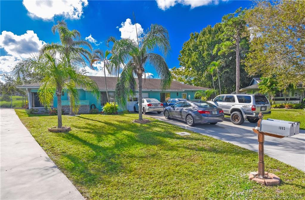 1082 Southeast St Lawrence Way Stuart, FL 34997 - Photo 1 of 20 Gallery Image 1