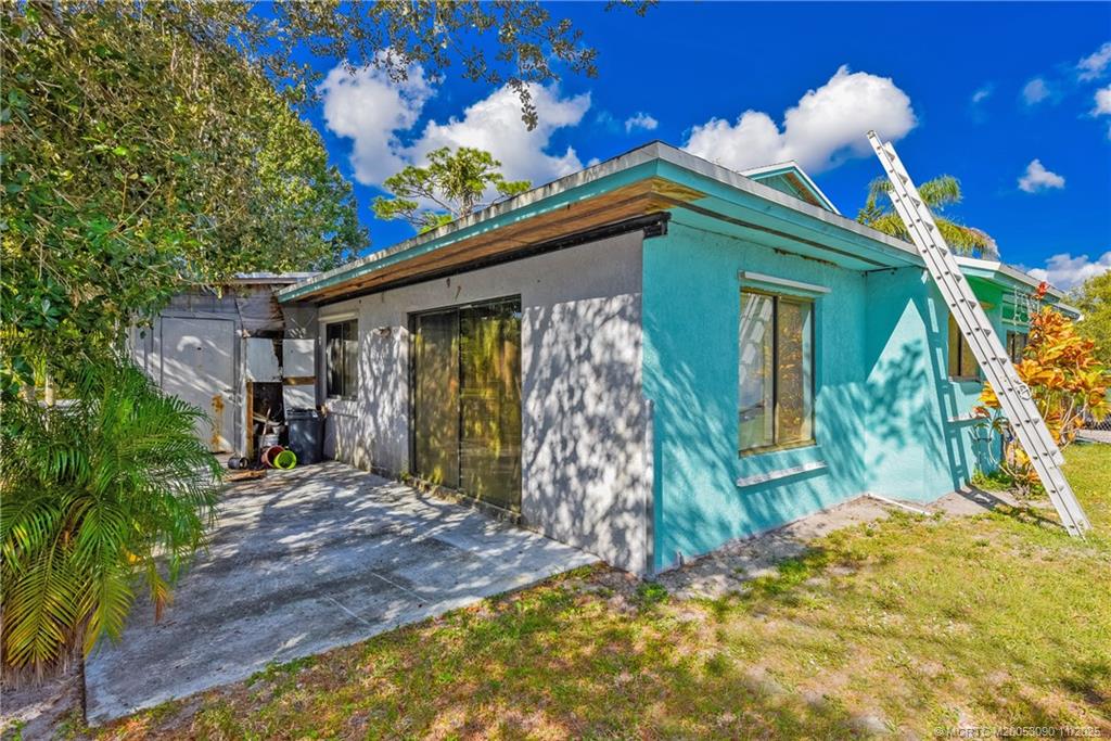 1082 Southeast St Lawrence Way Stuart, FL 34997 - Photo 17 of 20 Gallery Image 17