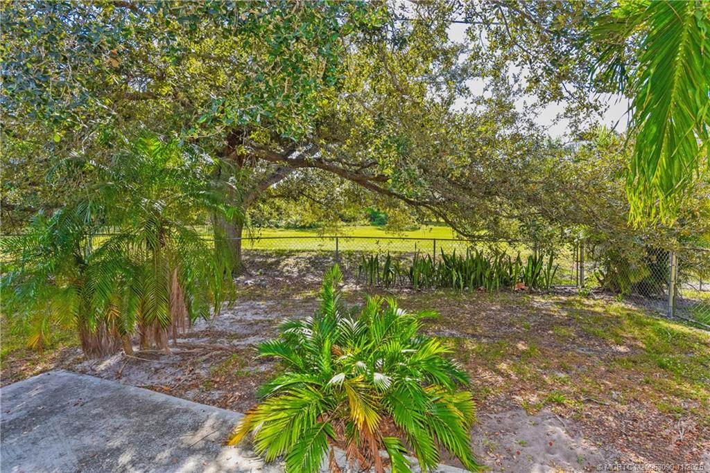 1082 Southeast St Lawrence Way Stuart, FL 34997 - Photo 19 of 20 Gallery Image 19