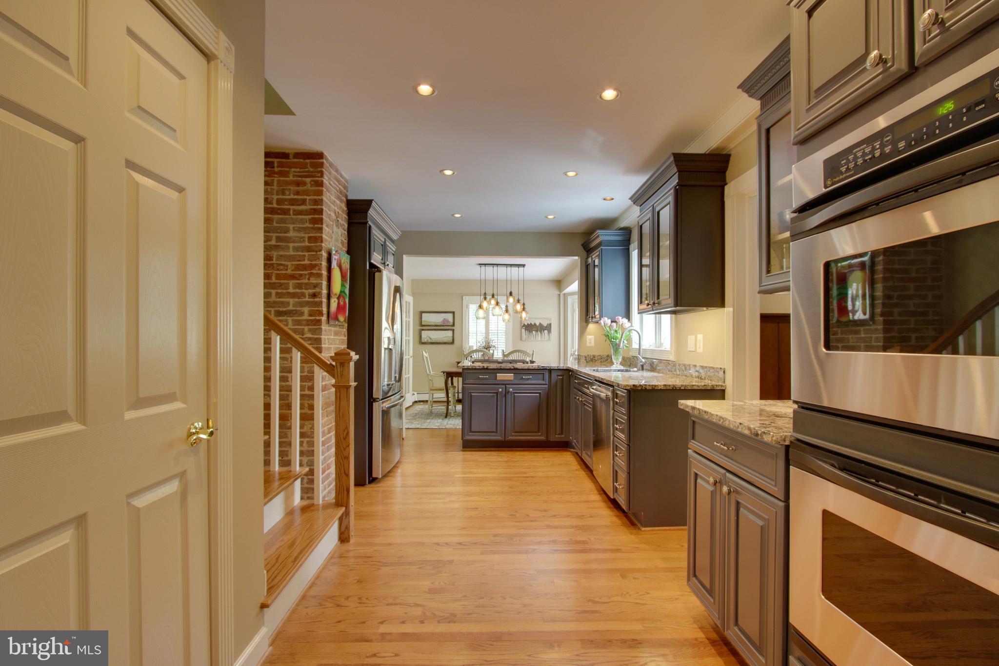 1842 Circle Road Baltimore, MD 21204 - Photo 19 of 45