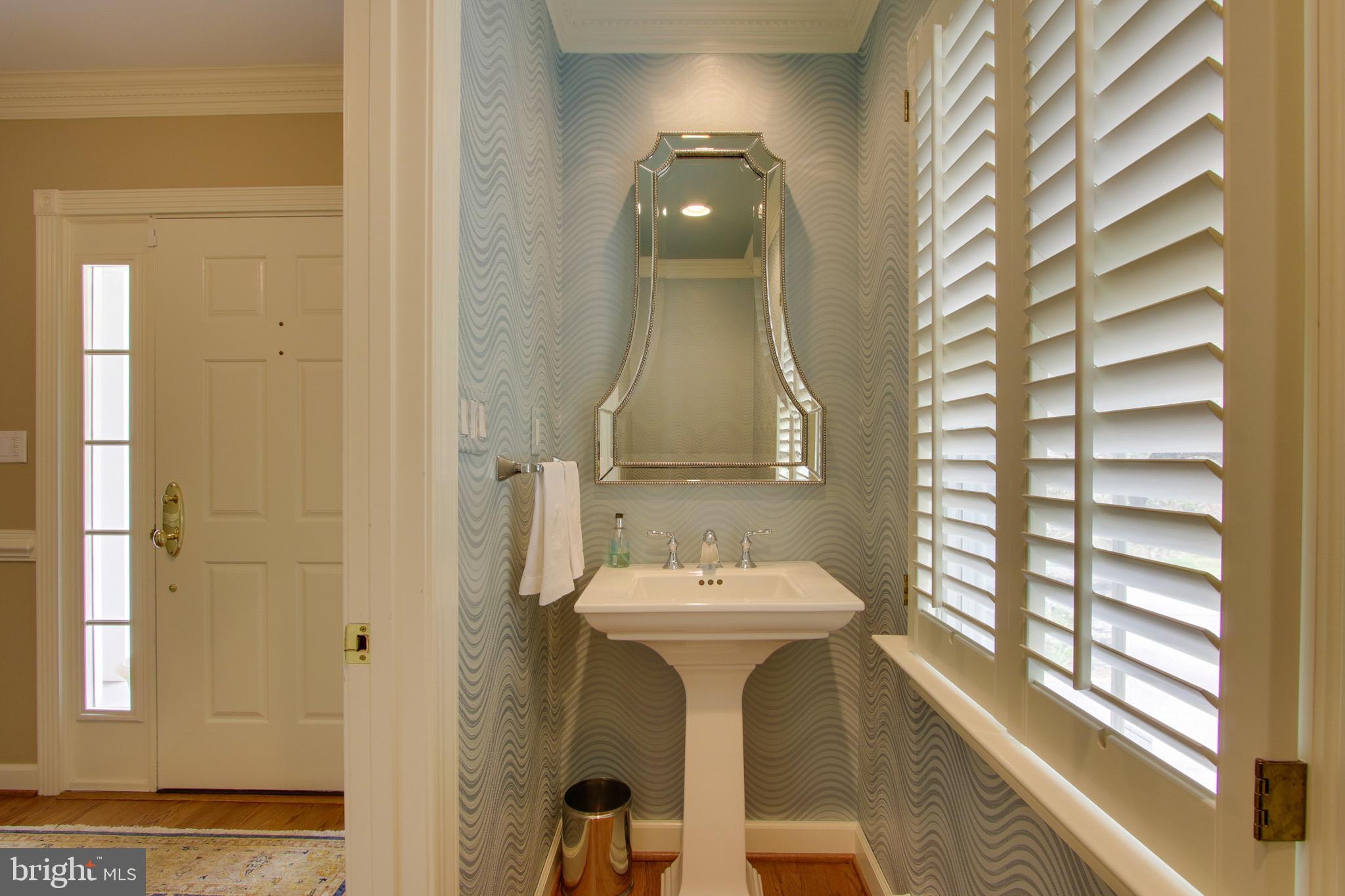 1842 Circle Road Baltimore, MD 21204 - Photo 5 of 45