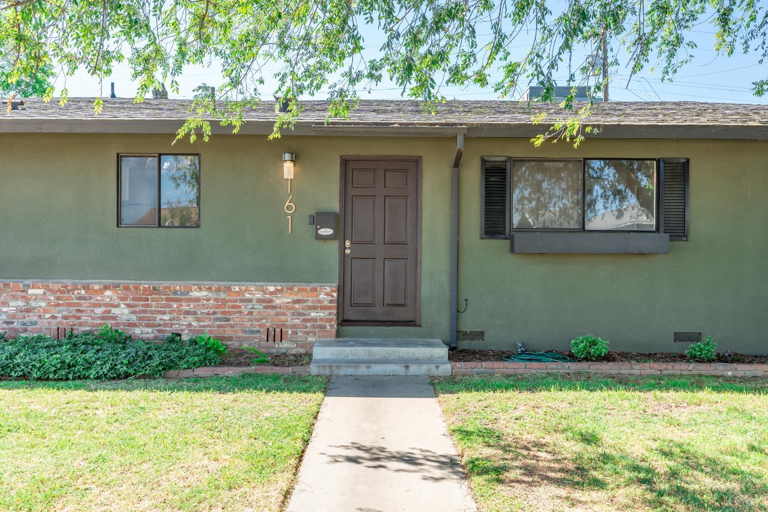 161 West Spring Lane Lemoore, CA 93245 - Photo 4 of 34 Gallery Image 4