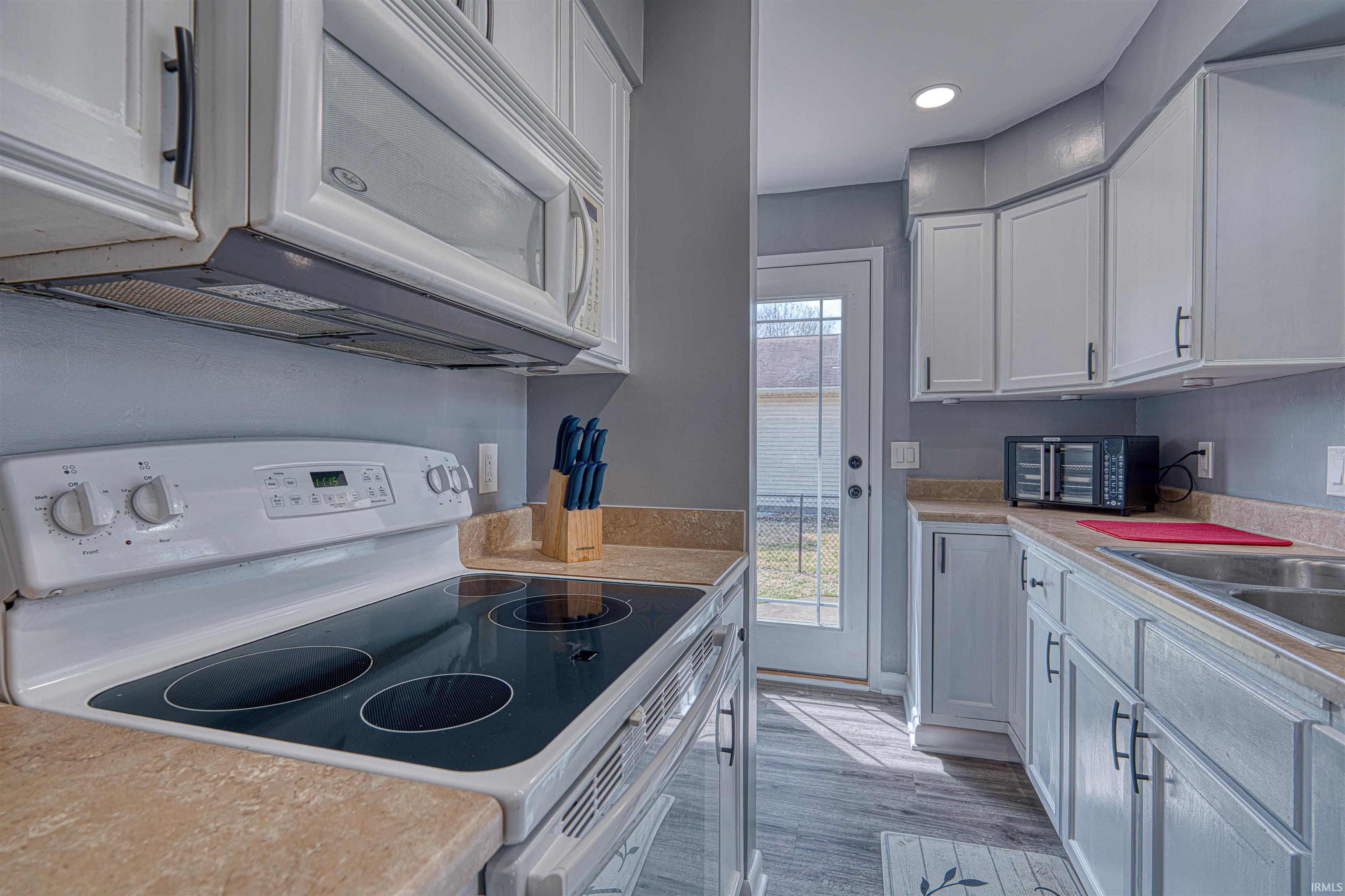 809 Southfield Road Evansville, IN 47715 - Photo 17 of 36 Gallery Image 17
