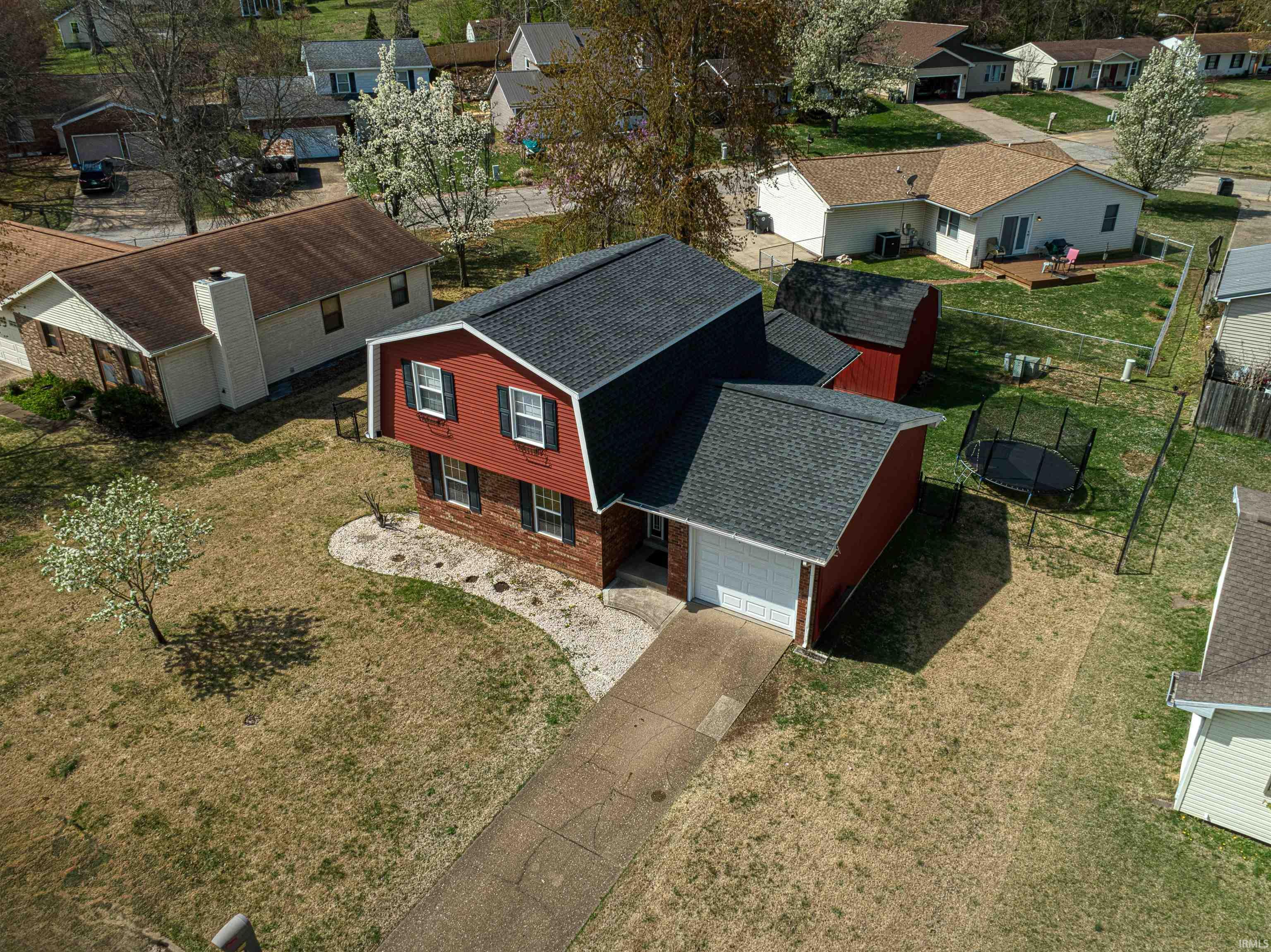 809 Southfield Road Evansville, IN 47715 - Photo 2 of 36 Gallery Image 2