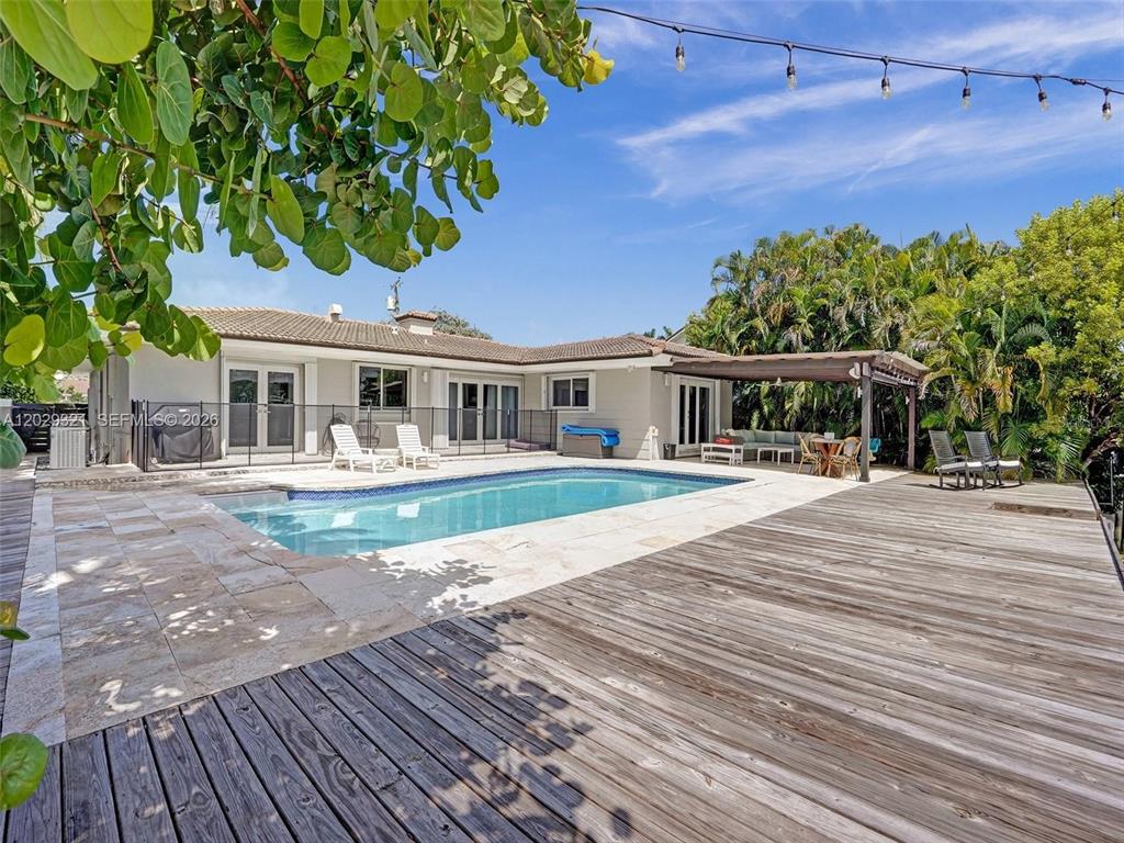 1912 Northeast 119th Road North Miami, FL 33181 - Photo 58 of 65 Gallery Image 58