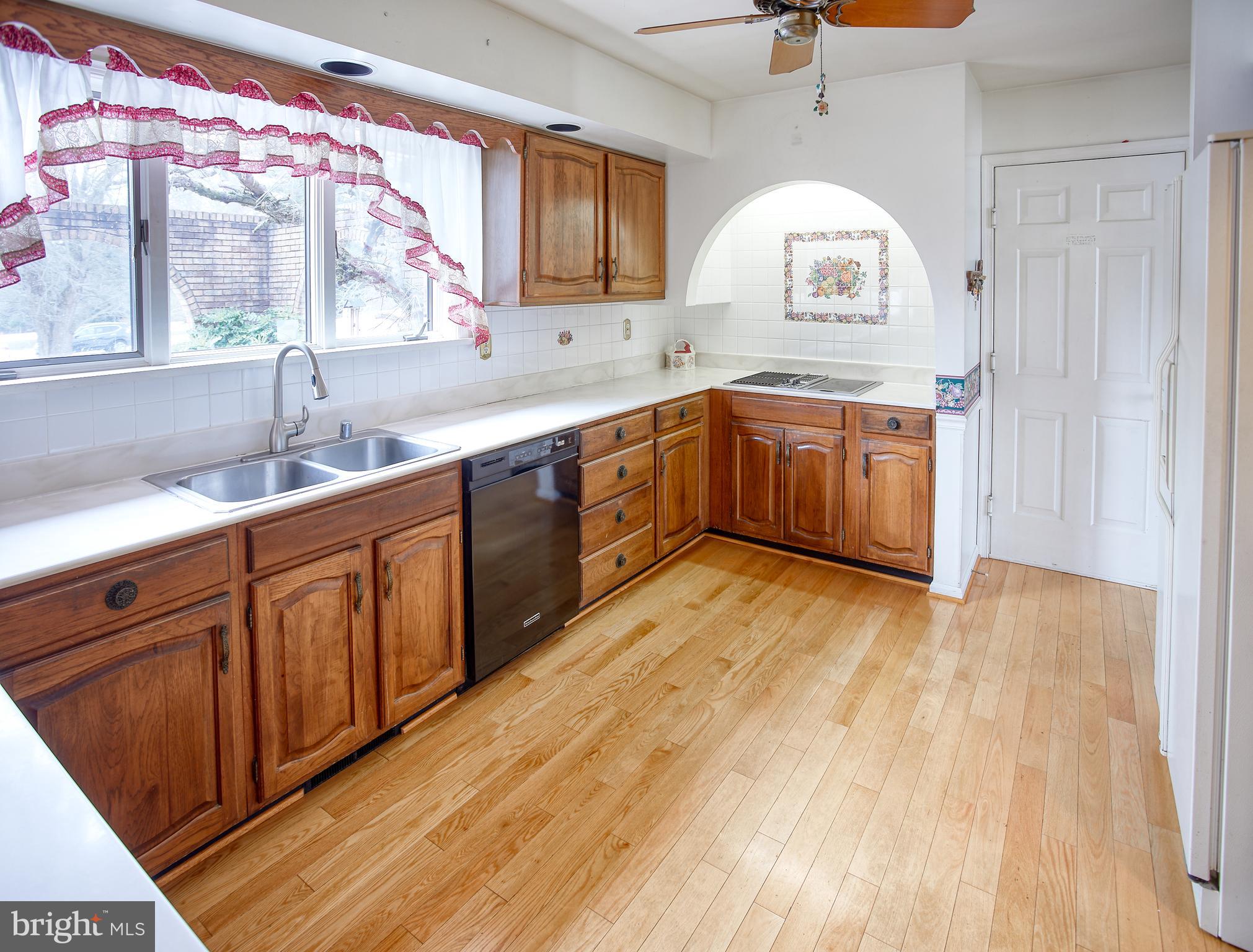 3835 Justin Road Monkton, MD 21111 - Photo 3 of 17 Kitchen