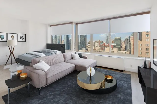 $3,600 | 315 West 33rd Street, Unit 8D | Hudson Yards