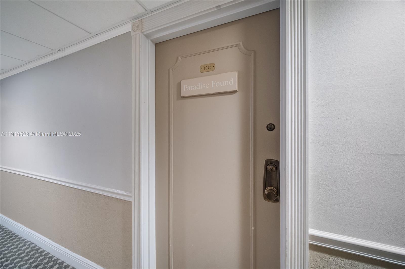 77 Crandon Boulevard, Unit 10C Key Biscayne, FL 33149 - Photo 3 of 37