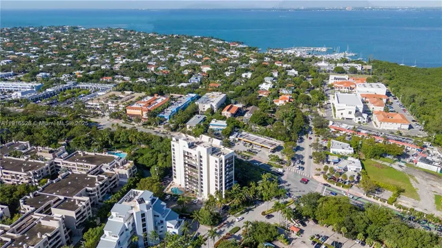 $5,000 | 77 Crandon Boulevard, Unit 10C, Key Biscayne, FL 33149
