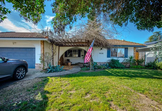 $799,000 | 908 Wendell Way, Woodland, CA 95695