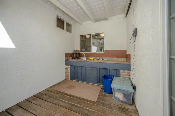 $699,999 | 908 Wendell Way, Woodland, CA 95695