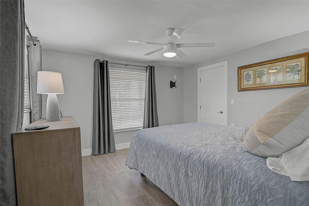 4508 Woodside Road Sarasota, FL 34242 - Photo 24 of 75