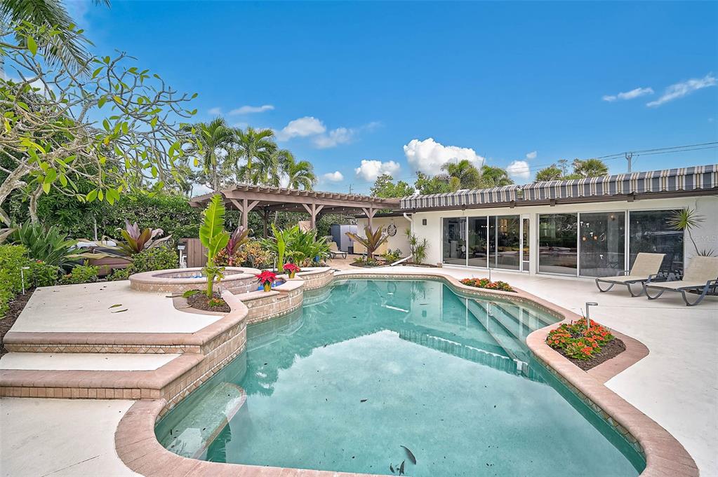 4508 Woodside Road Sarasota, FL 34242 - Photo 66 of 75