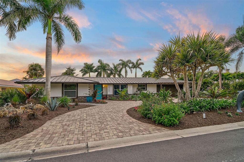 4508 Woodside Road Sarasota, FL 34242 - Photo 72 of 75