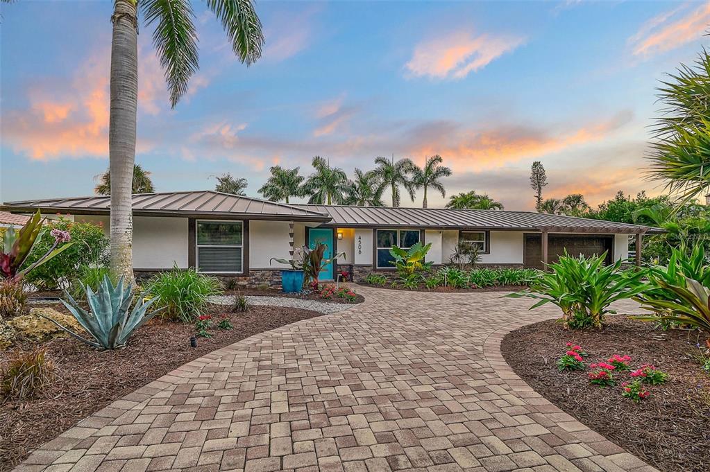 4508 Woodside Road Sarasota, FL 34242 - Photo 73 of 75