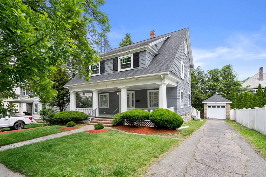 95 Russett Road Boston, MA 02132 - Photo 3 of 42 a front view of a house with garden