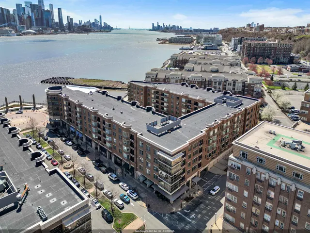 $1,049,910 | 22 Ave At Port Imperial, Unit 403, West New York, NJ 07093