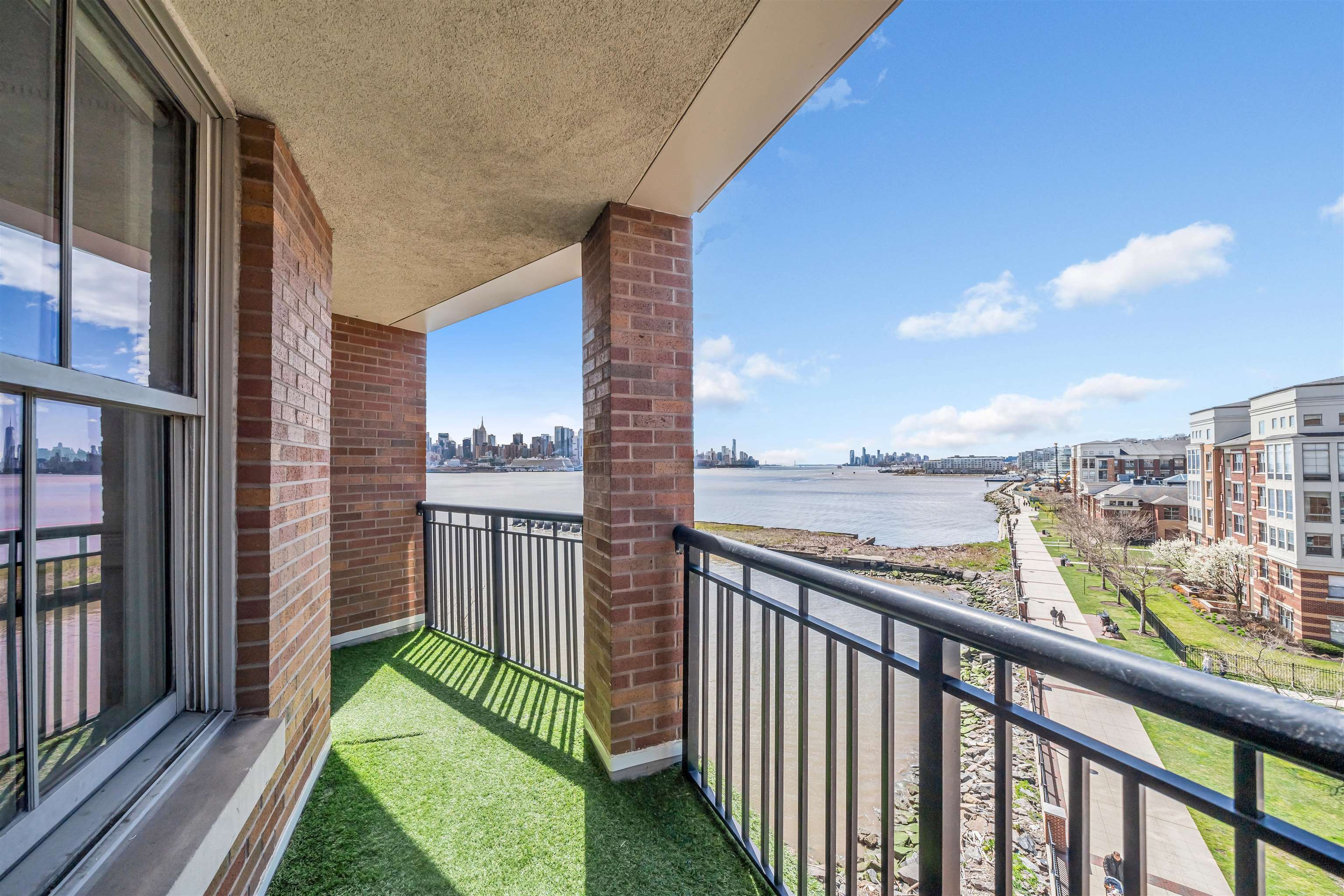 22 Ave At Port Imperial, Unit 403 West New York, NJ 07093 - Photo 24 of 31