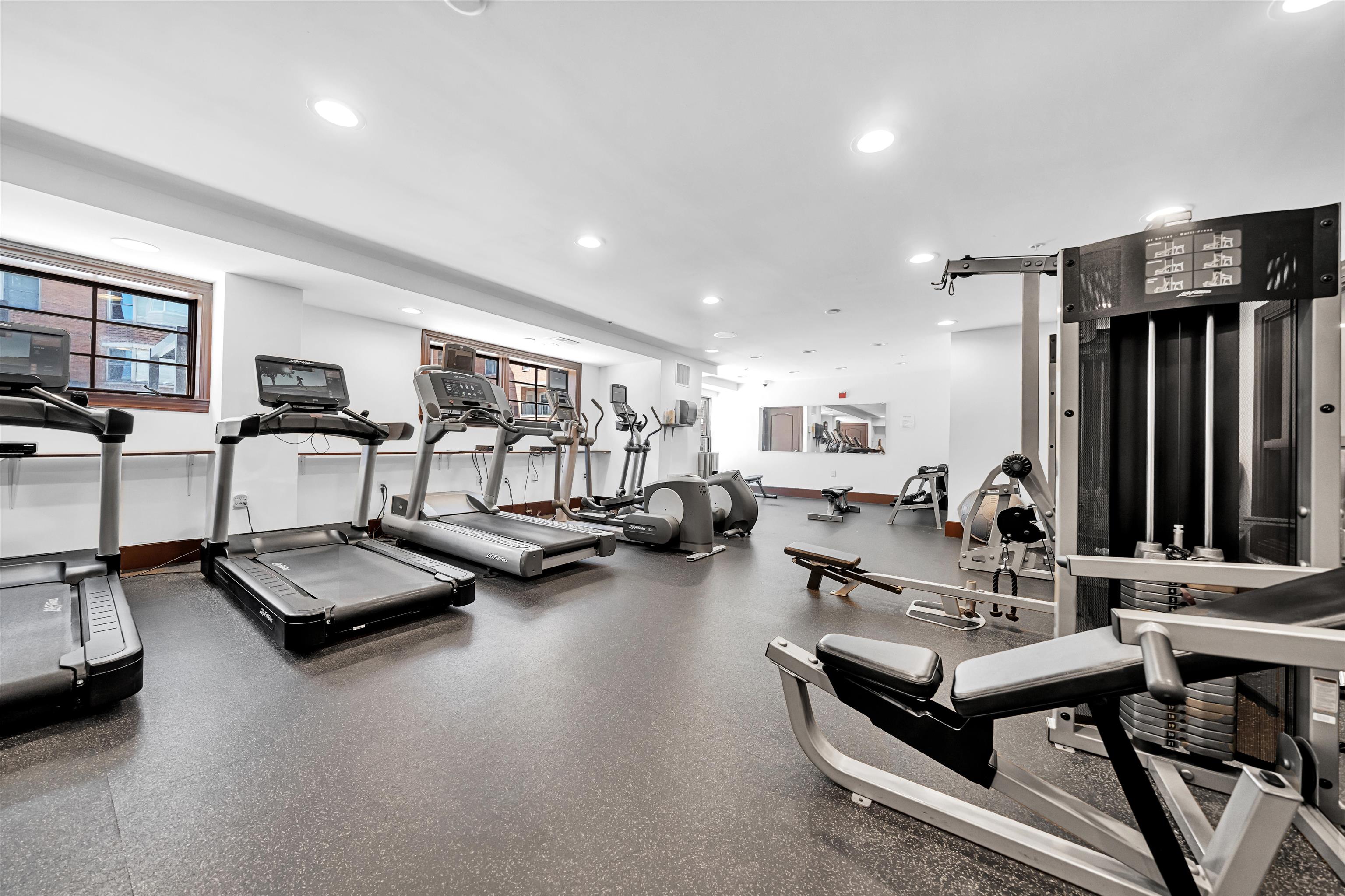 22 Ave At Port Imperial, Unit 403 West New York, NJ 07093 - Photo 30 of 31