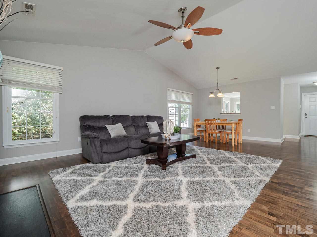 11312 North Radner Way Raleigh, NC 27613 - Photo 7 of 27