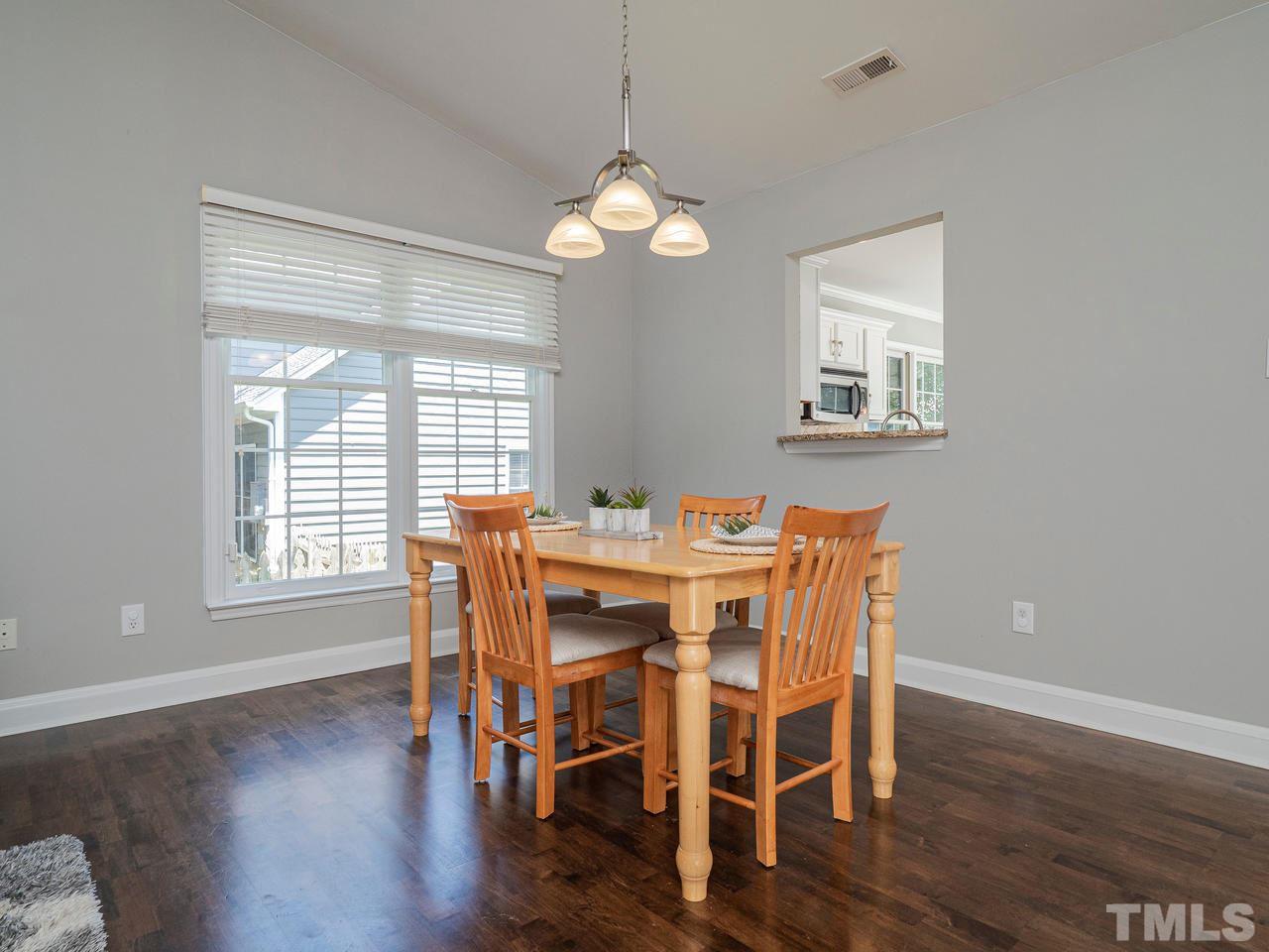 11312 North Radner Way Raleigh, NC 27613 - Photo 8 of 27