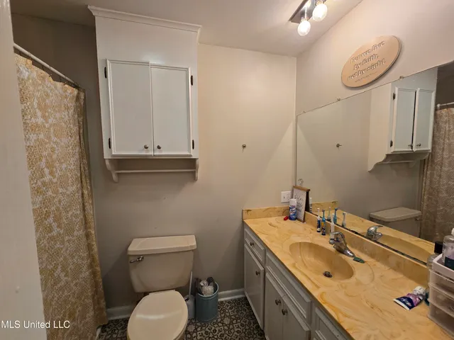 $200,000 | 563 Highway 18, Bay Springs, MS 39422