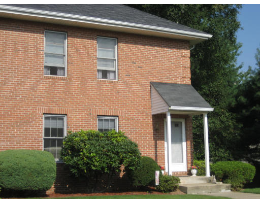 2 Castle Hills Road, Unit H Agawam, MA 01001 - Photo 1 of 16 Gallery Image 1