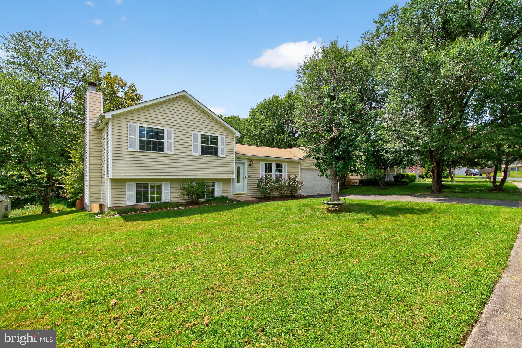 8763 Cold Plain Court Springfield, VA 22153 - Photo 3 of 132 Beautifully Maintained Landscaping!