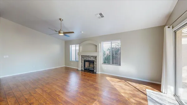 $2,475 | 12831 South 45th Street, Phoenix, AZ 85044