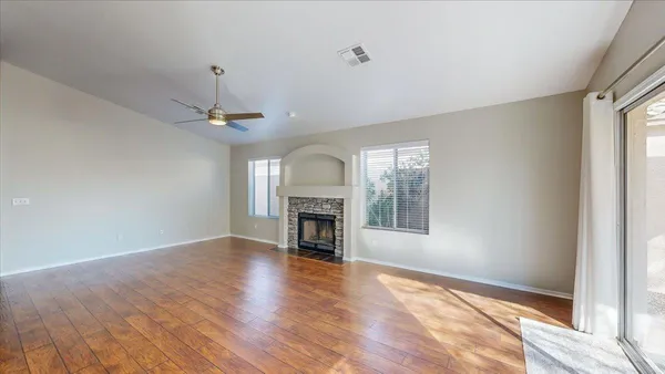 $2,475 | 12831 South 45th Street, Phoenix, AZ 85044