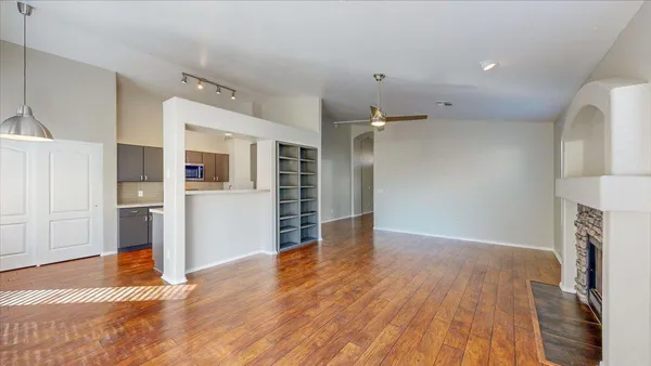 $2,475 | 12831 South 45th Street, Phoenix, AZ 85044