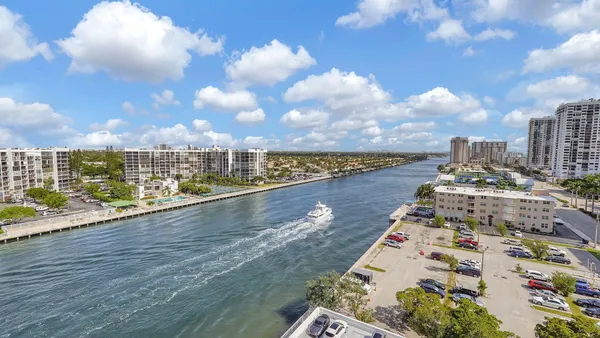 $3,000 | 3000 South Ocean Drive, Unit 920, Hollywood, FL 33019