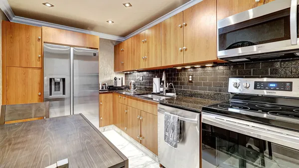 $3,000 | 3000 South Ocean Drive, Unit 920, Hollywood, FL 33019